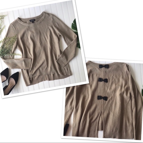 Sweaters - Bow back open sweater tan long sleeve black
